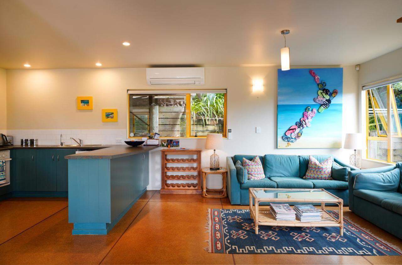 Island View - Stay Waiheke Palm Beach Exterior photo